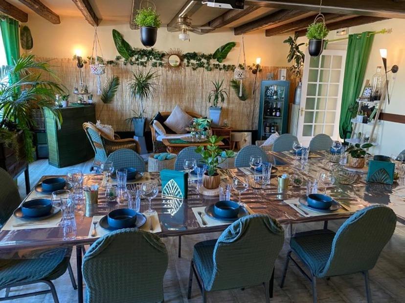 Hotel Restaurant Le Chanel Villieu Ngoại thất bức ảnh