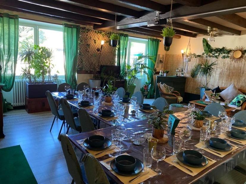 Hotel Restaurant Le Chanel Villieu Ngoại thất bức ảnh