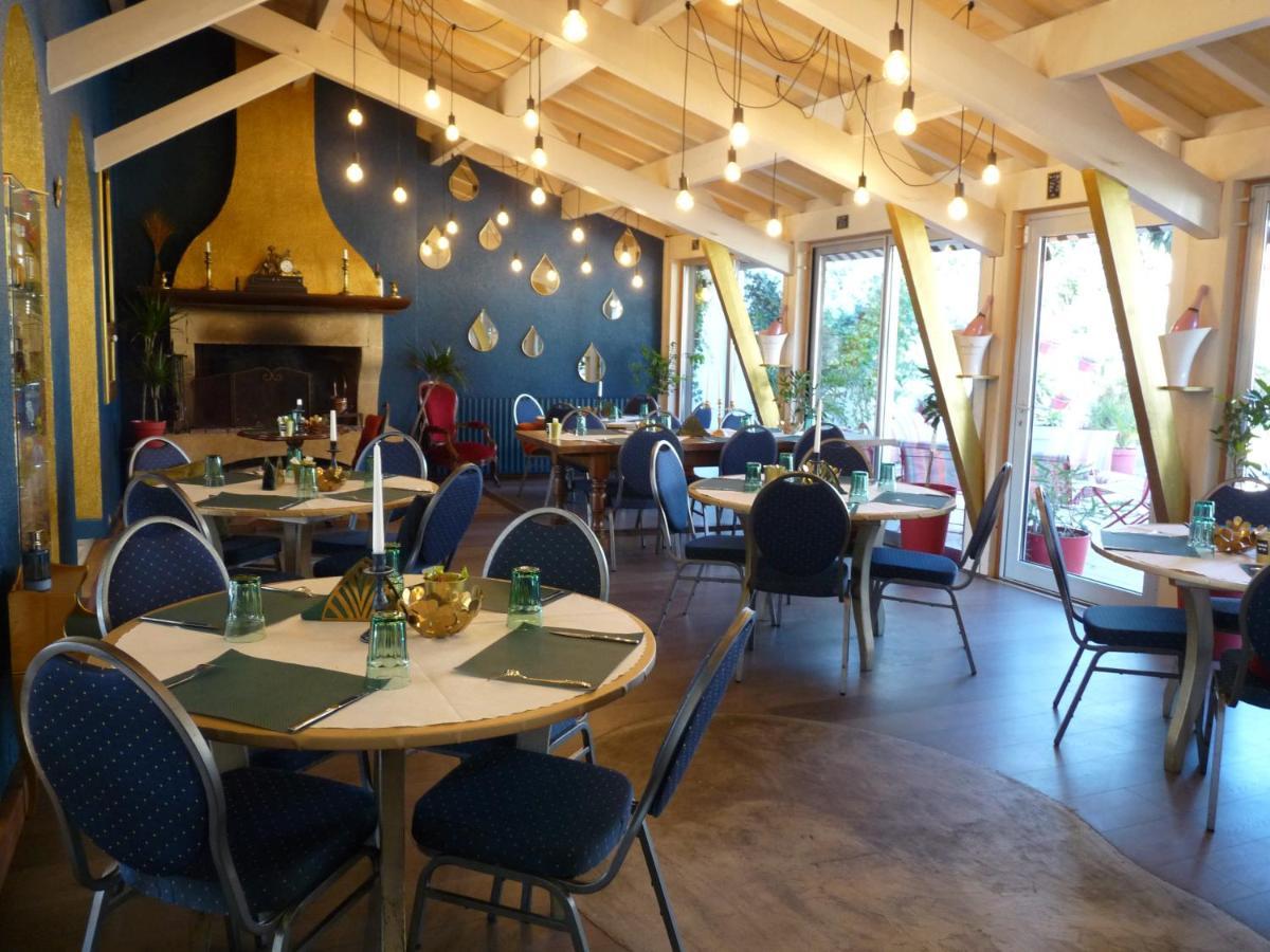 Hotel Restaurant Le Chanel Villieu Ngoại thất bức ảnh